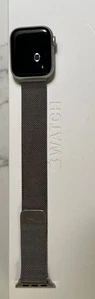 Apple Watch Series 4 40 mm Silver Aluminum Case with Mesh Band (GPS +... - Picture 1 of 10
