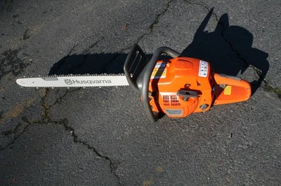 Husqvarna 460 chainsaw  w/25" bar & chain - Image 1 of 4
