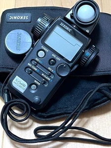 Sekonic L-758D Digital Master Light Meter with Accessories and Features - Picture 1 of 9