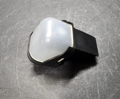 Conjunto de lámpara de maletero trasero Subaru Impreza WRX STI 2002-2021 OEM #84611GA002 Foto 1 de 3