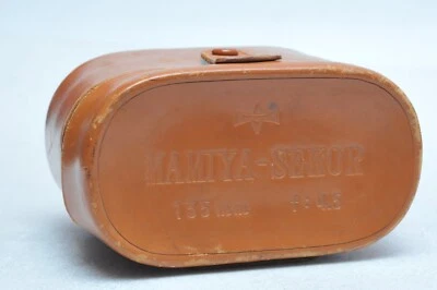 Estuche de lente de cuero marrón coñac Mamiya Sekor TLR 135 mm F 4,5 Foto 1 de 2