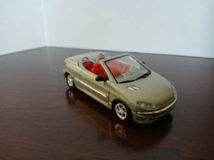 Peugeot 20 2 door roadster - Solido model - Picture 1 of 4