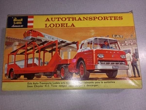HO Scale Ford Auto Transport Truck - Picture 1 of 8
