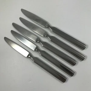 REED & BARTON STAINLESS RDS74 - 5 DINNER KNIVES 9-1/8" - Deco Style, Glossy - Picture 1 of 2