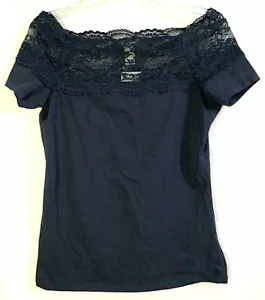 Dunkelblaues Oberteil mit Spitzenbesatz und Flügelärmeln von H&M Größe Medium - Bild 1 von 11