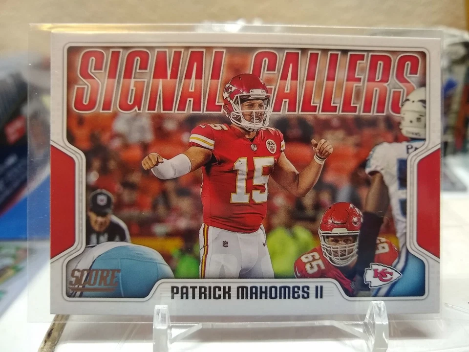 2018 Score Patrick Mahomes II Signal Callers #16 - Image 1 of 4
