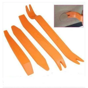 LOT 4X OUTILS PLASTIQUE DEMONTAGE VOITURE GARNITURE ,TABLEAU DE BORD PORTE - Picture 1 of 1