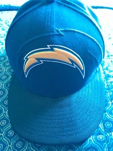 Las Angelos Chargers NFL New Era Size 7 1/2 59 Fifty Barely If Ever Worn - Picture 1 of 7
