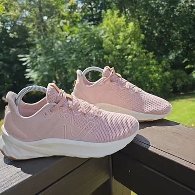 Talla 7.5 - New Balance Fresh Foam Roav v2 Space Pink W Foto 1 de 4