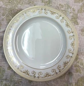 VERSACE BY ROSENTHAL MEDUSA GALA DINNER PLATE 10.5"d new - Picture 1 of 3