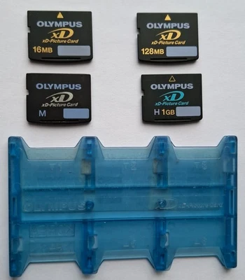 Olympus Lot of 4 xD Picture Cards & Card Holder - H1GB/M1GB/128MB/16MB - Image 1 of 4