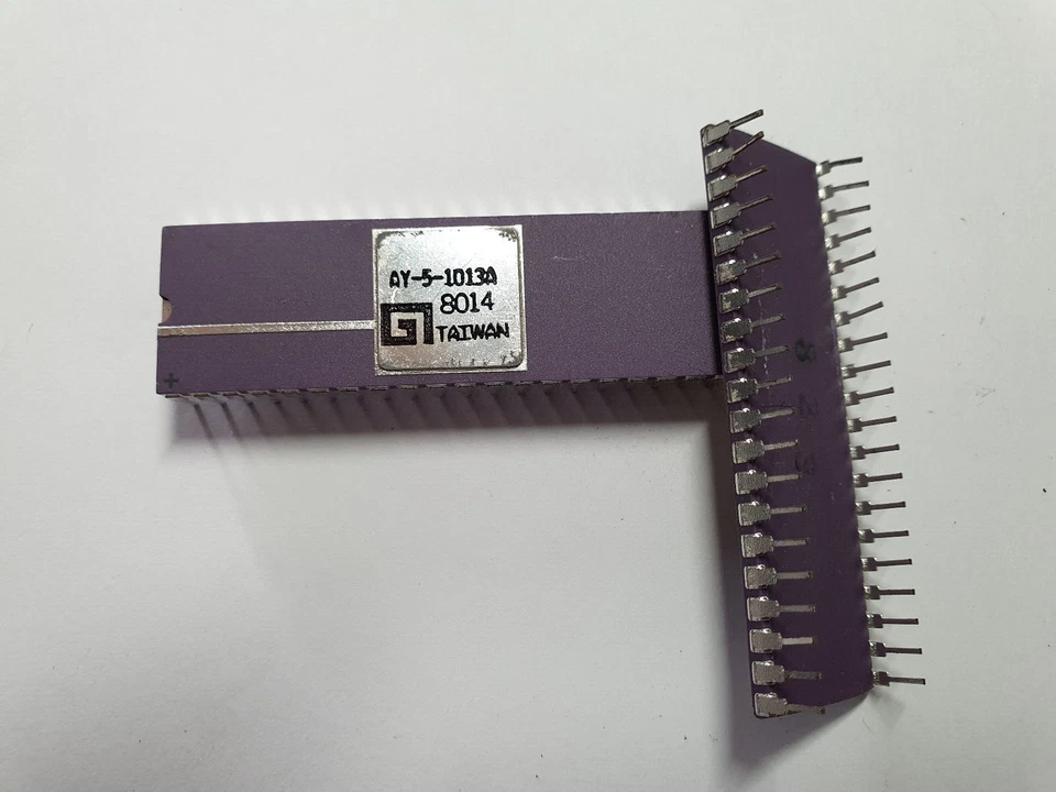 AY-5-1013A GI IC UART DIL-40 Keramik-Gehäuse AY-5-1013A-K - Bild 1 von 1