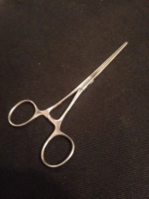 Abrazadera clásica Codman 37-1070 Debakey Bulldog Foto 1 de 3