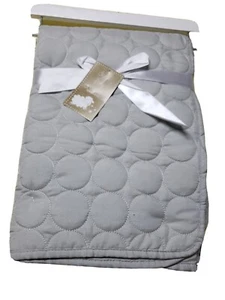 STYLISH BABY Thin Quilted Baby Blanket Pale Gray 30" x 40" Polyester #DELMT9698 - Picture 1 of 2