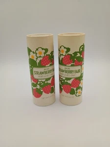 Menge 2 Vintage AVON Strawberry Fair parfümiertes Körper Talkum Pulver 3,5 Oz. - Bild 1 von 11