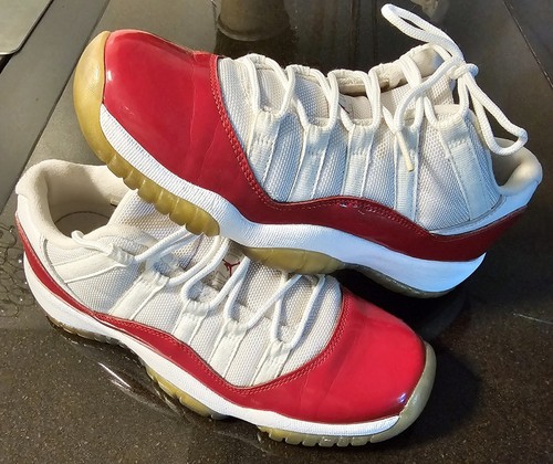 Nike Air Jordan Retro 11 XI rosso ciliegia basso 2016 taglia 6Y 528896 102 senza scatola