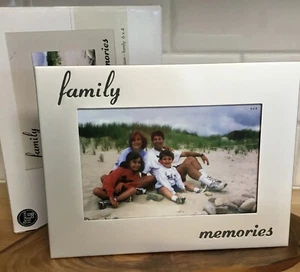 Fetco Picture Frame Family Memories 4x6 Photo Frame Easel Back Horizontal NEW - Picture 1 of 11