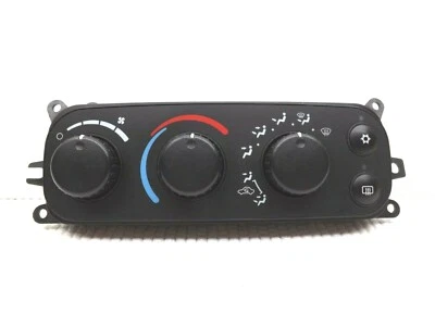 2002-2005 Dodge Ram 1500 2500 Dakota aquecedor A/C controle climático com descongelamento traseiro  - Imagem 1 de 4