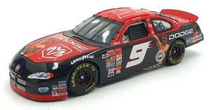 Action 1/24 Scale 101563 - 2001 Dodge Intrepid R/T Muhammad Ali NASCAR #9 - Picture 1 of 5