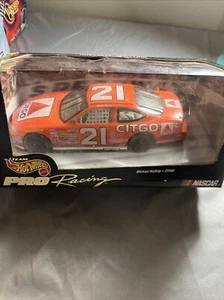 Hot Wheels Pro Racing NASCAR Michael Waltrip #21 Citgo 1:24 Diecast - Picture 1 of 9