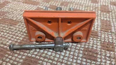 Tornillo de carpintero ligero Pony No. 26545-4.5" Capacidad de apertura/6.5" Ancho de mandíbula Foto 1 de 4