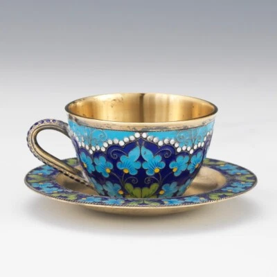 Taza y platillo ruso 916 plata dorada, esmalte (seis colores), Leningrado, año 1958 Foto 1 de 4