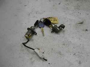 Juego de cerraduras llave cilindro cierre Kia Magentis año 2003-2005 - Imagen 1 de 1