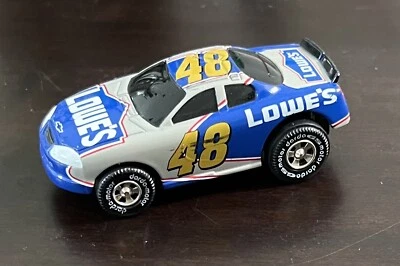 Motor en funcionamiento DARDA NASCAR Lowe’s #48 Jimmie Johnson Chevy Pontiac Monte Carlo Foto 1 de 4