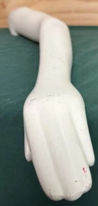 Female Mannequin Arm With Hand - Picture 1 of 7