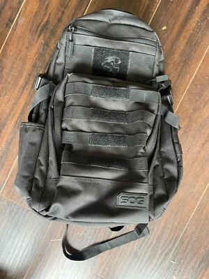 SOG Specialty Knives & Tools Ninja Tactical Day Pack, armazenamento 24,2L preto novo - Imagem 1 de 4