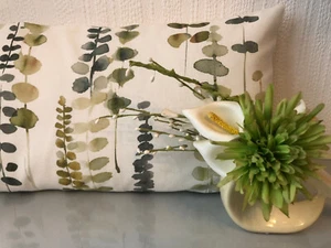 Beige Lumbar Cushion Cover Tropical Fern Rectangle Pillow Cover 20x12" /50x30cm - Picture 1 of 5