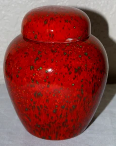 Porcelain Ginger Jar with Lid Glazed Red with Green Speckled Pattern 6" tall - Picture 1 of 7