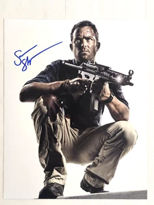 Unknown Signed Autographed Color 8x10 Photo Male Actor TV MOVIES - Picture 1 of 1