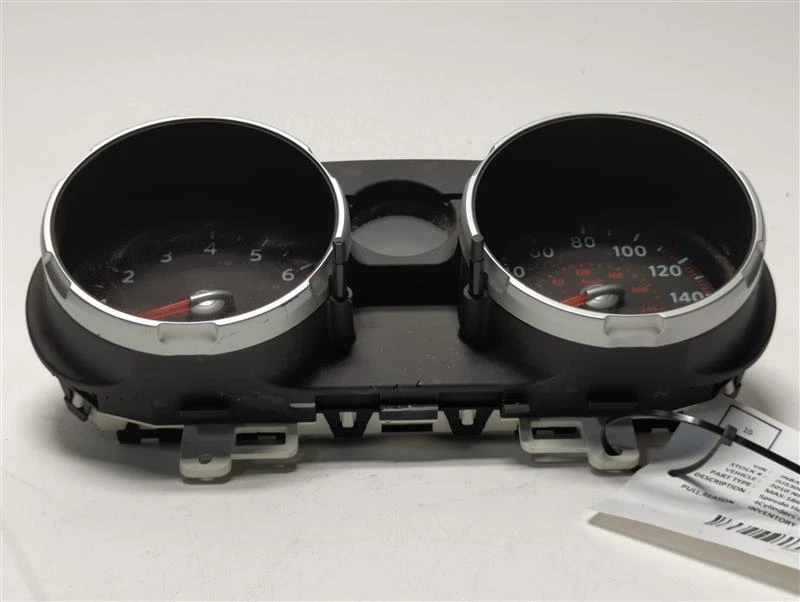2010 Nissan Rogue Speedometer Gauge OEM Red 24813JM00D Used - Imagem 1 de 4