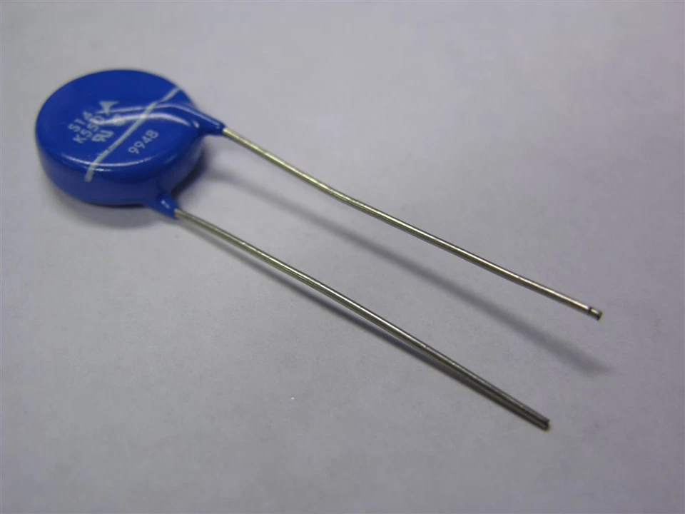 5 Epcos / TDK S14K550 / B72214S0551K101 550V Imax=4500A Metal Oxide Varistors - Image 1 of 1