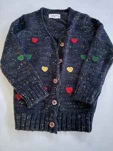 Mud Kingdom Mädchen Navy Strickjacke Pullover mit bunten Herzen - Größe 110 (4T) - Bild 1 von 8