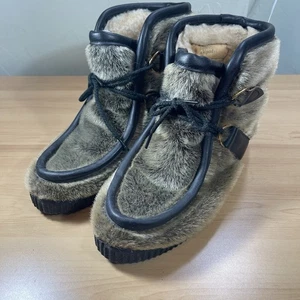 Stivali donna Dunham’s Eskipades taglia 8 foderati in pelliccia di capra sherpa - Foto 1 di 8
