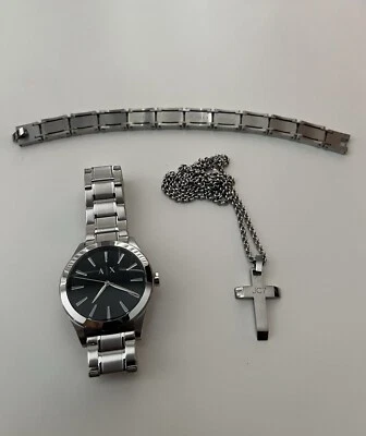 Conjunto de relógio Armani Exchange (relógio, colar, pulseira) - Imagem 1 de 4