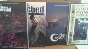 4 gemischte Graphic Novel Konvolut Cpt Swing, Outcast, Stitched, Eternal Warrior - Bild 1 von 3
