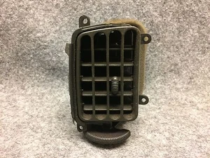 1992-1997 Subaru SVX LH tablero ventilación del tablero del bisel 28929 - Imagen 1 de 3