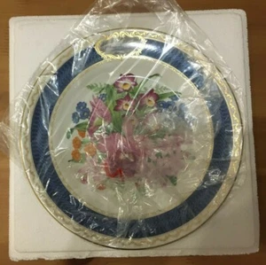ROYAL HORTICULTURAL SOCIETY - CHELSEA FLOWER SHOW 1985 CHINA DECORATIVE PLATE - Picture 1 of 5