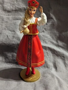 1999 Hallmark Keepsake Ornament "Dolls of the World" #4 Russian Barbie - EUC - Picture 1 of 14