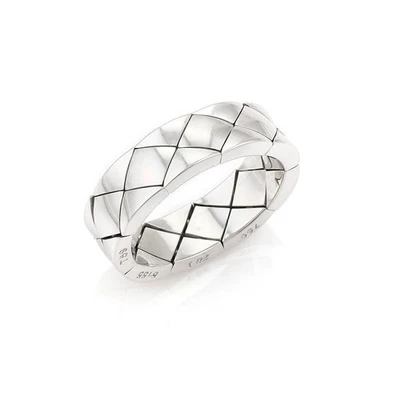 Chanel Matelasse 18k White Gold 7mm Flex Wide Band Ring - Size 9 - Image 1 of 4