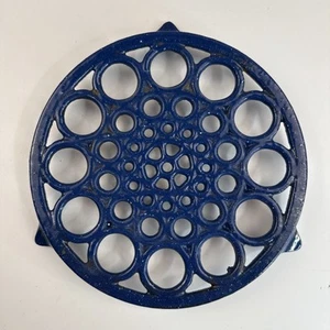 Enameled Cast Iron Round Trivet 8.25 in Blue - Picture 1 of 4
