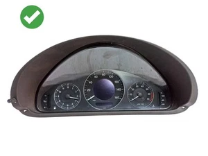 Mercedes-Benz CLK A209 C209 2003 gasolina velocímetro cabina UKO11048 - Imagen 1 de 17