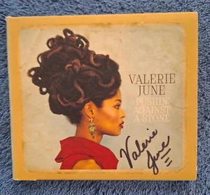 Valerie June (Pushin' Against A Stone) Cd  2013 (Singed) - Bild 1 von 1