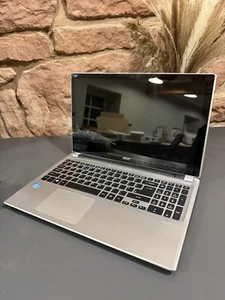 ACER Aspire V5-571P Laptop Intel i5-3337U / 6GB RAM / WD 750GB HDD / 2013 - Picture 1 of 8
