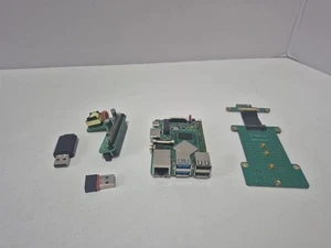 Rock Pi 3a 8 Go RAM avec carte M.2 et chapeau P.O.E - Photo 1/11