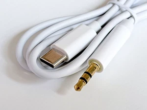 USB C to 3.5mm Audio Aux Jack / 3.5mm Headphone Car Stereo Cord WHITE BRAND NEW - Picture 1 of 5