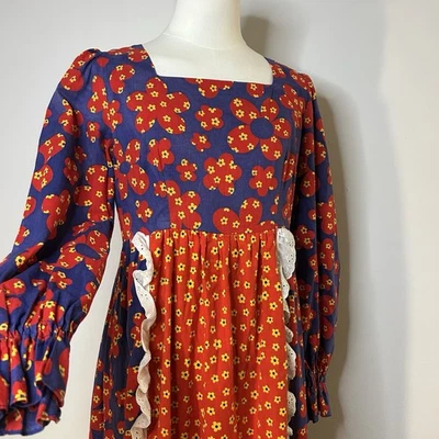 Maxi Vestido Margarita Años 60 70 Flower Power Pradera Boho Campesino Mangas 36 Pulgadas Busto Foto 1 de 4